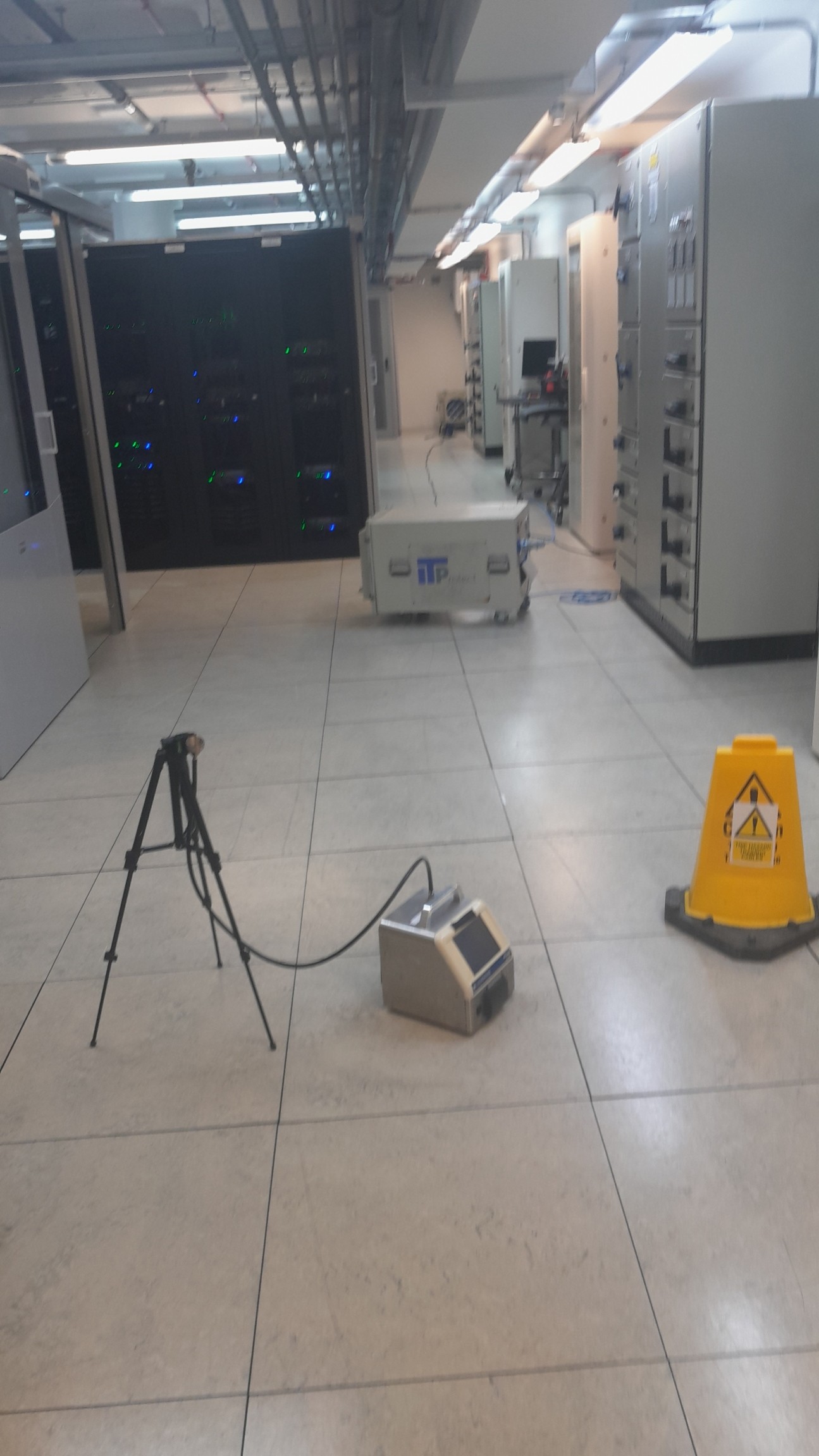 ISO 14644 Class 8 Data Centre Cleaning